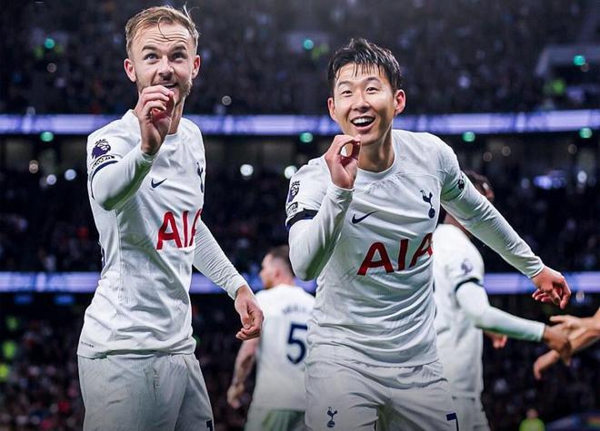 包含热刺与水晶宫进行角逐，争夺胜利的词条