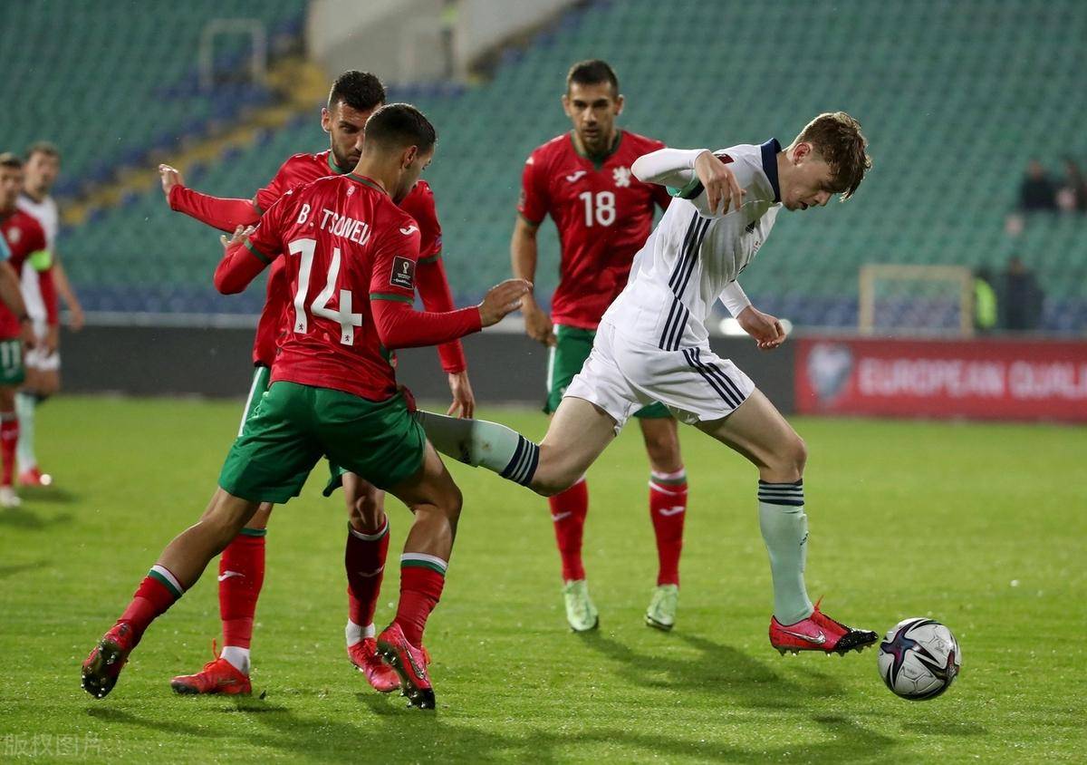 爱游戏tv-芬兰队小胜保加利亚,意外挺进淘汰赛