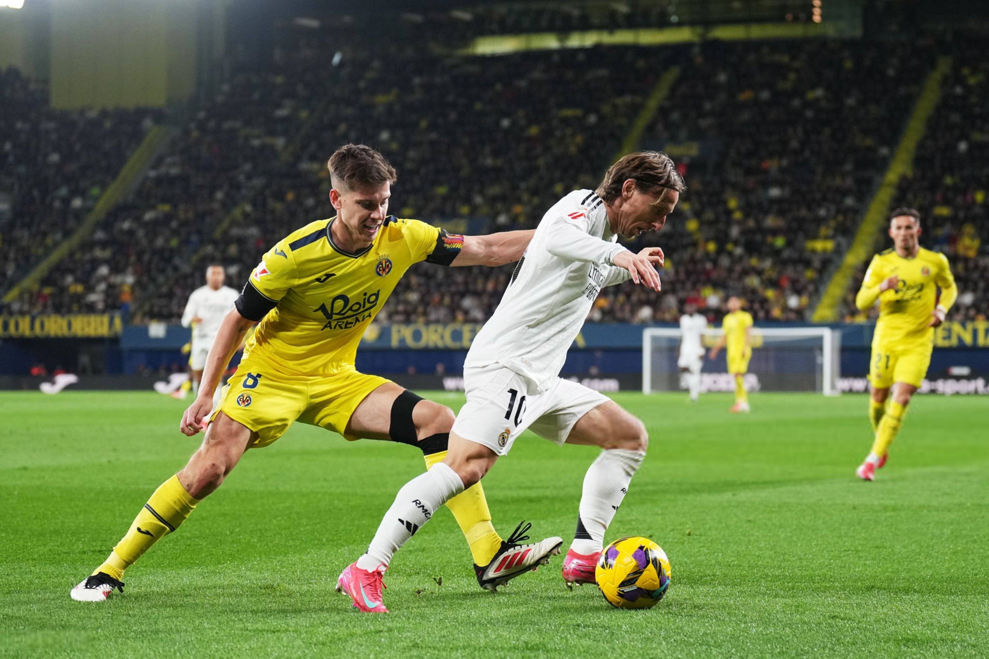 爱游戏在线-皇马尴尬！客场惨遭逆袭，进攻失效的简单介绍