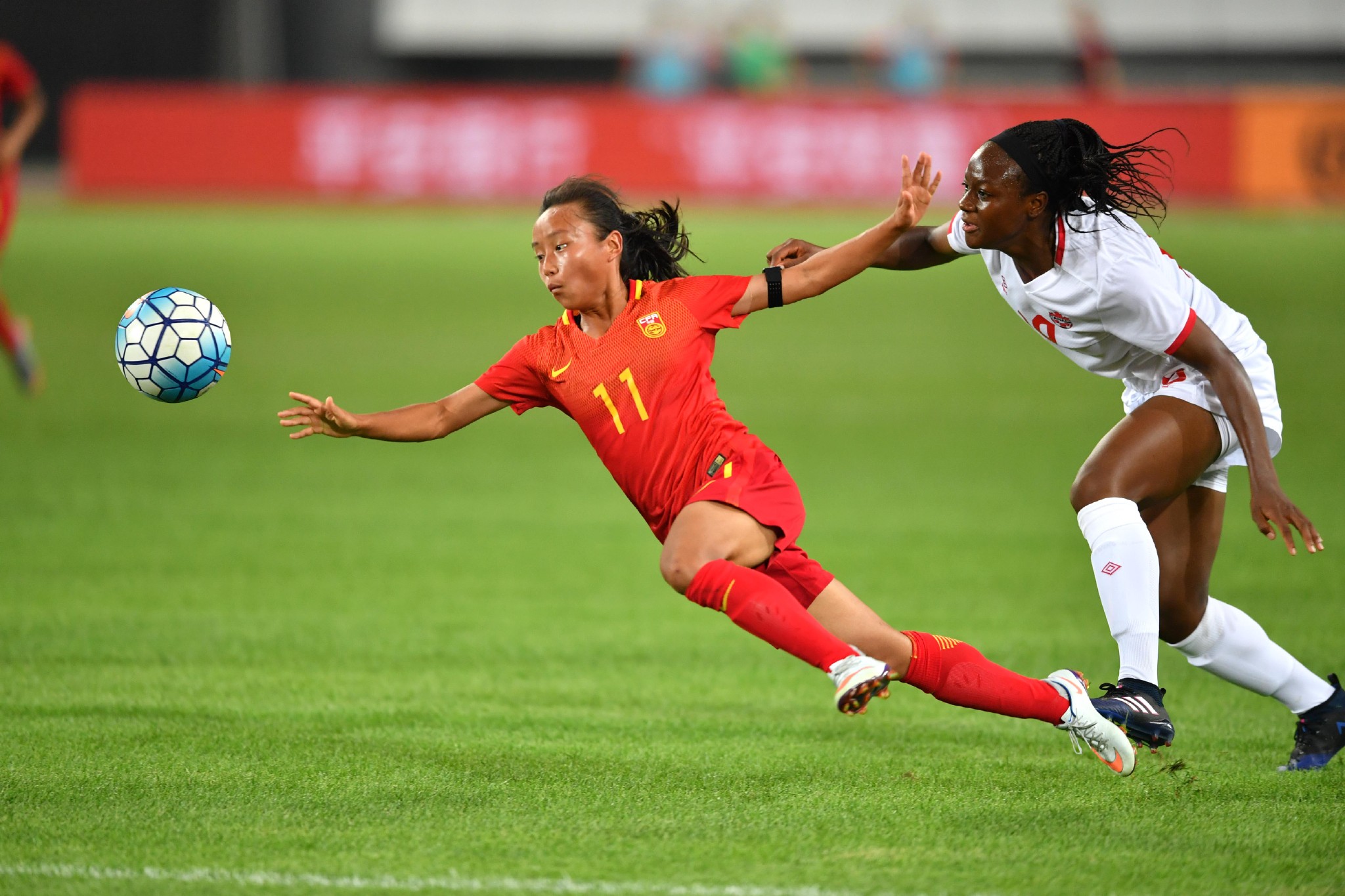 包含女子足球赛中,中国队展现出色赢得比赛的词条 包含女子足球赛中,中国队展现出色赢得比赛的词条