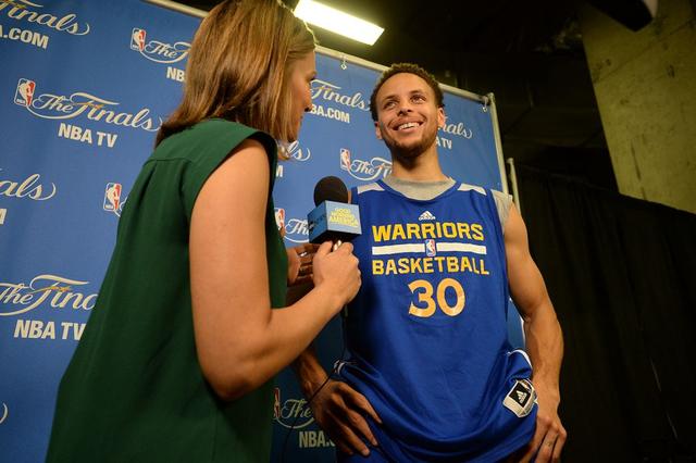 包含骑士队内部情况紧要，总经理公布未来调整计划的词条