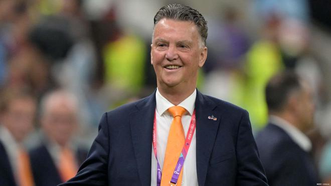 阿贾克斯表现抢眼，实现逆袭晋级的简单介绍