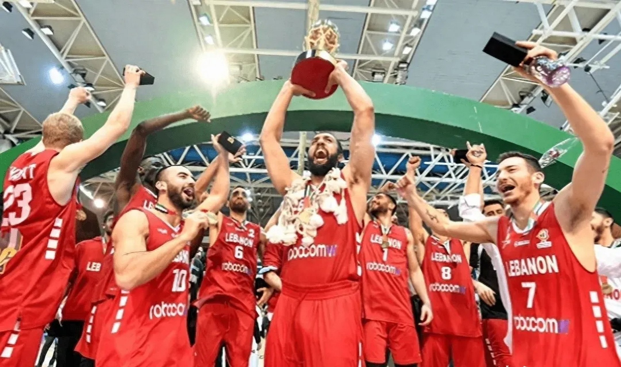 关于男篮亚洲杯：伊拉克队大胜黎巴嫩晋级半决赛的信息