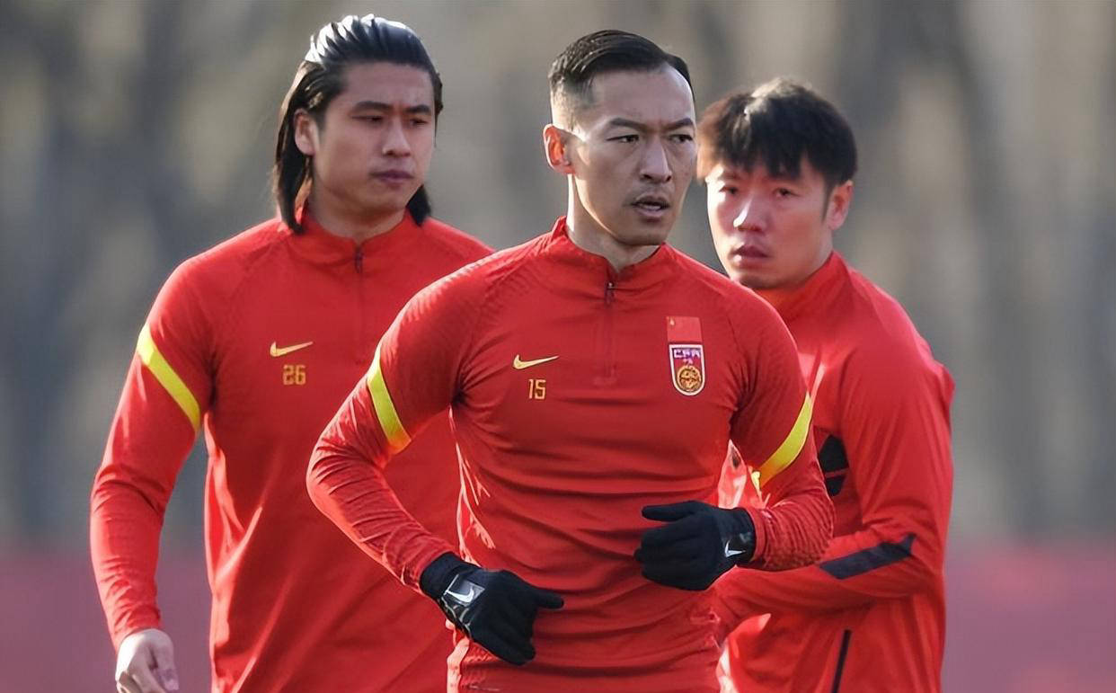 爱游戏tv-华人球员表现抢眼，为球队贡献