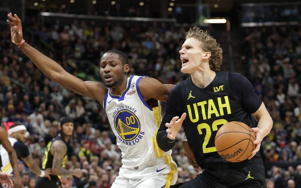 爱游戏娱乐-爵士队主场大胜，令对手无力反击