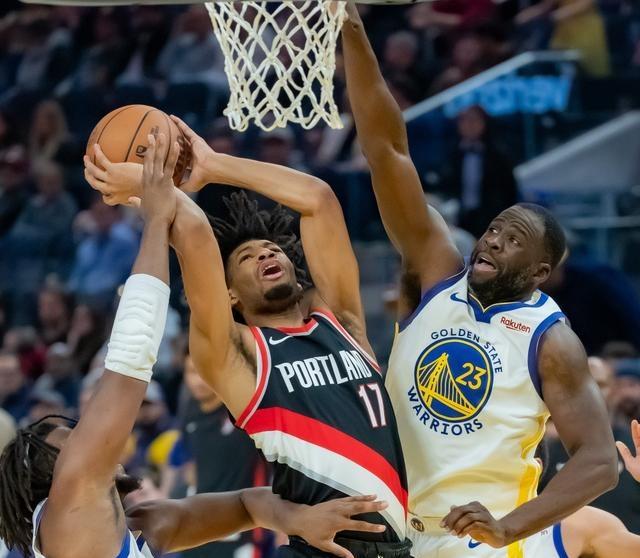 爱游戏大厅-开拓者决战灰熊，争夺西部榜首