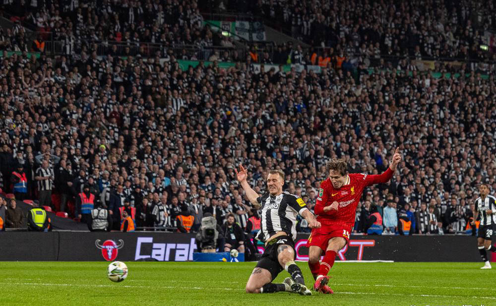 利物浦遗憾告别欧冠决赛