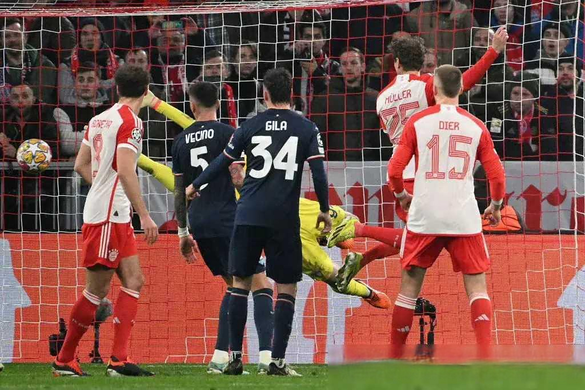 关于精彩对战引发热议，欧冠赛场再掀激情的信息