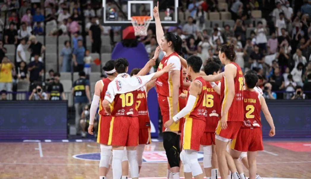 爱游戏体育-亚洲女子篮球联赛第一轮较量激烈，佳手尽显