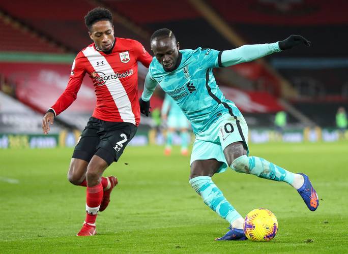 爱游戏官方-热刺客场大败南安普敦，索帅失落不已