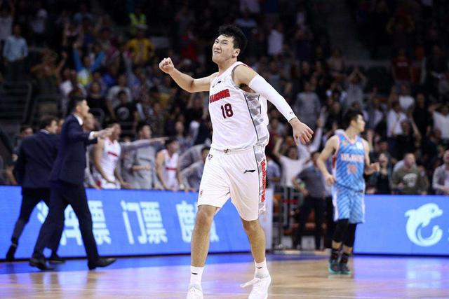 强劲新秀横空出世，实力赢得瞩目赞誉的简单介绍