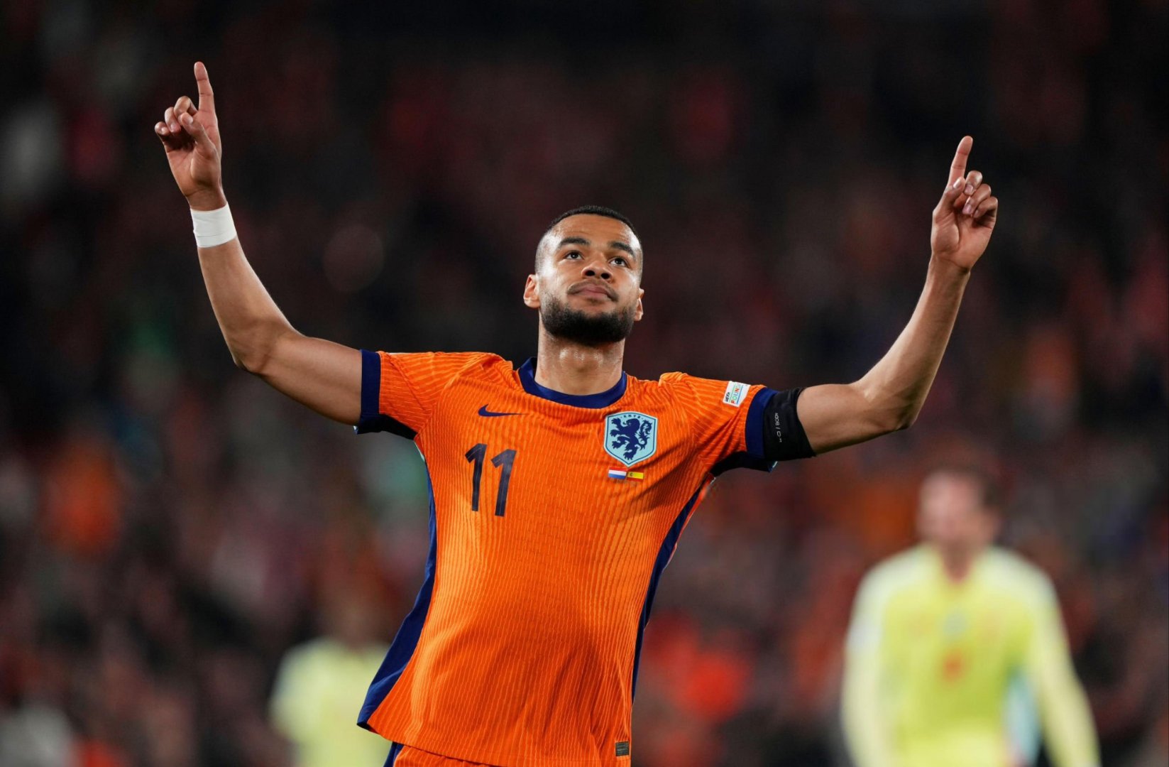 爱游戏在线-西班牙冠军豪取金牌，刷新个人最好成绩