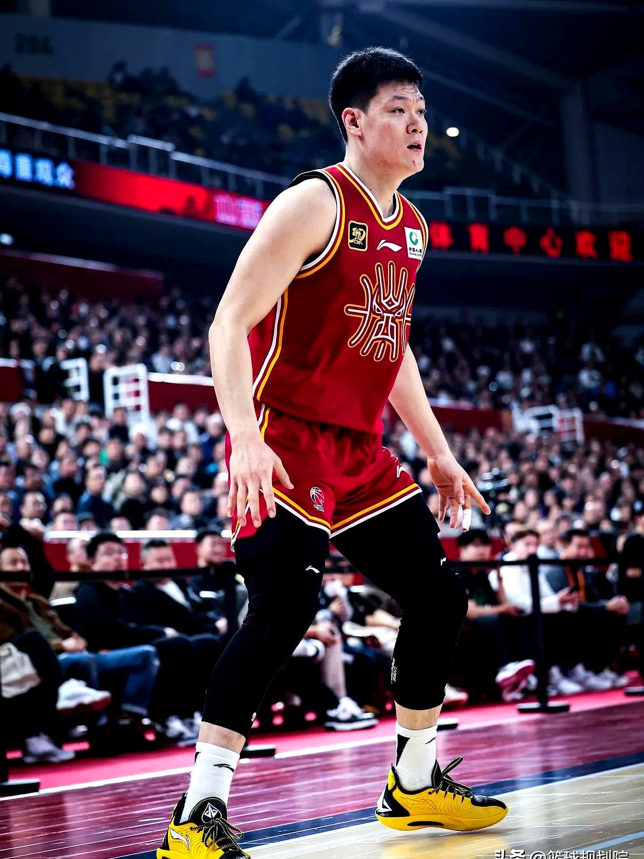 福建队客场逆转战胜山西队，士气高涨