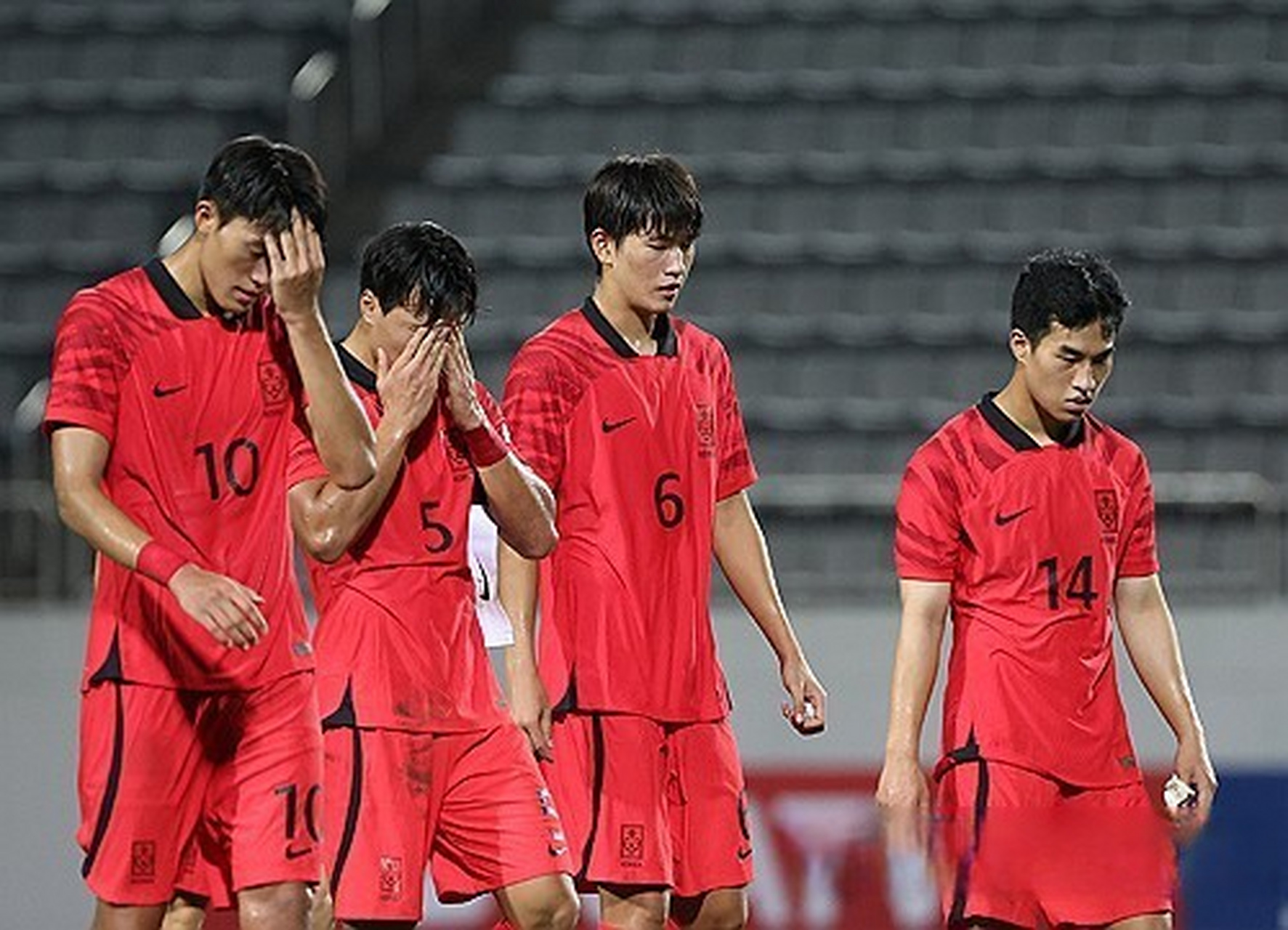 爱游戏tv-包含韩国队轻取丹麦队，安赛龙统治全场的词条