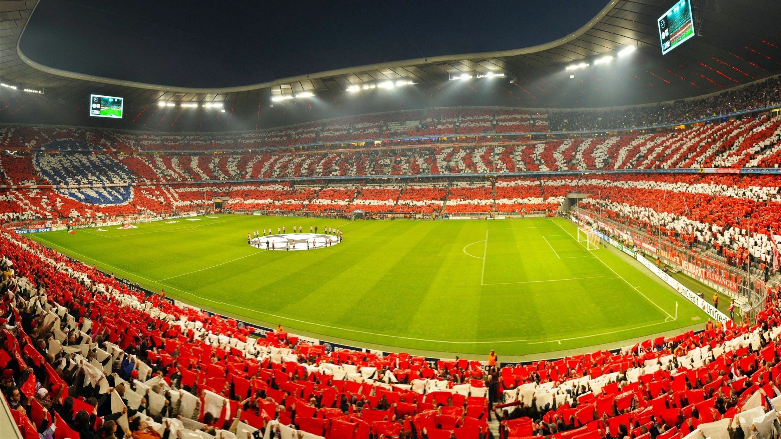 绿茵之上的英镑与歌声,卡瓦哈尔如何成为利物浦抵抗沙特资本的关键先生