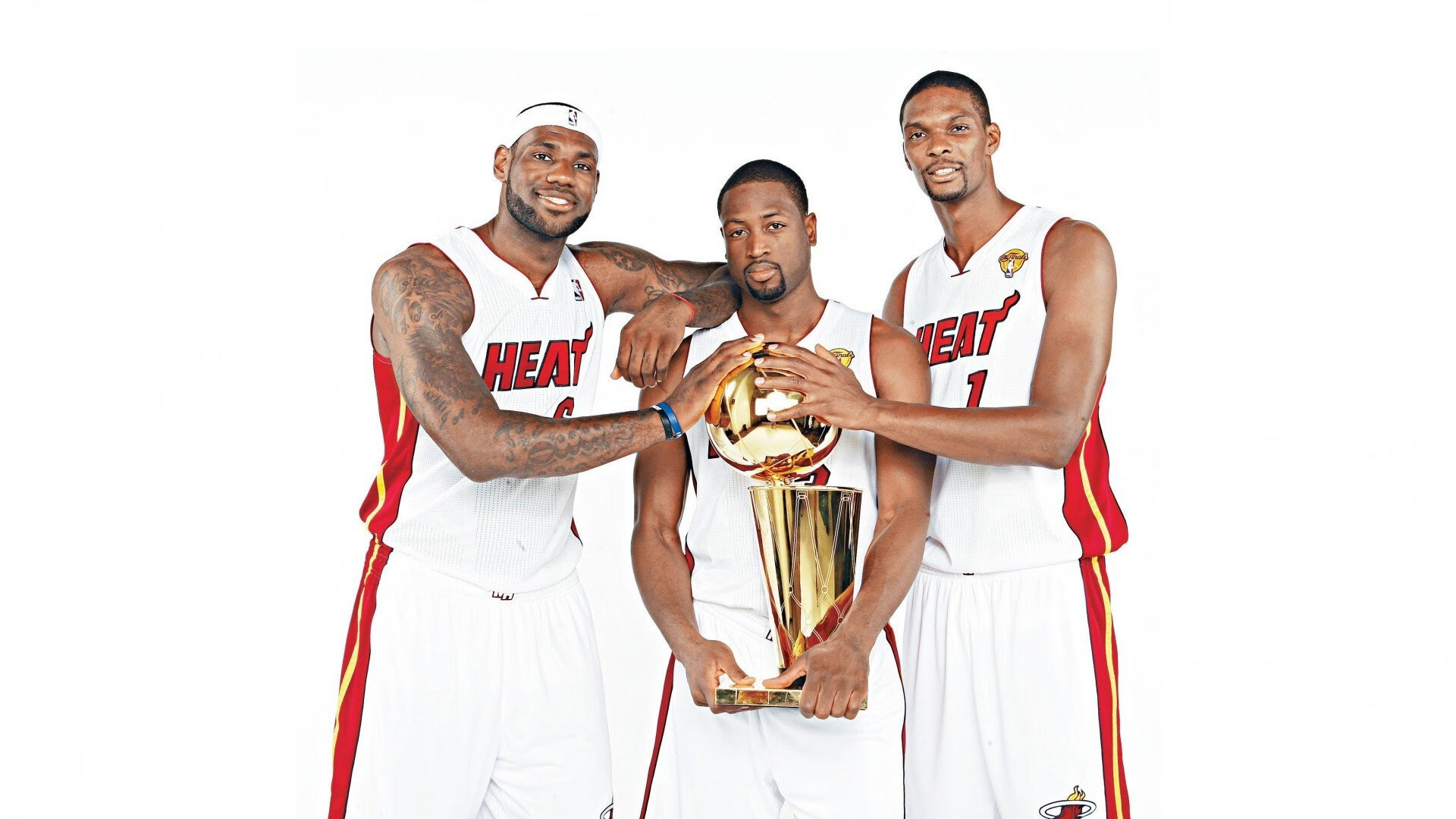 爱游戏官网-当布鲁克林库里亮剑，连珠三分雨淹没步行者，一场决胜局的超巨正名之战